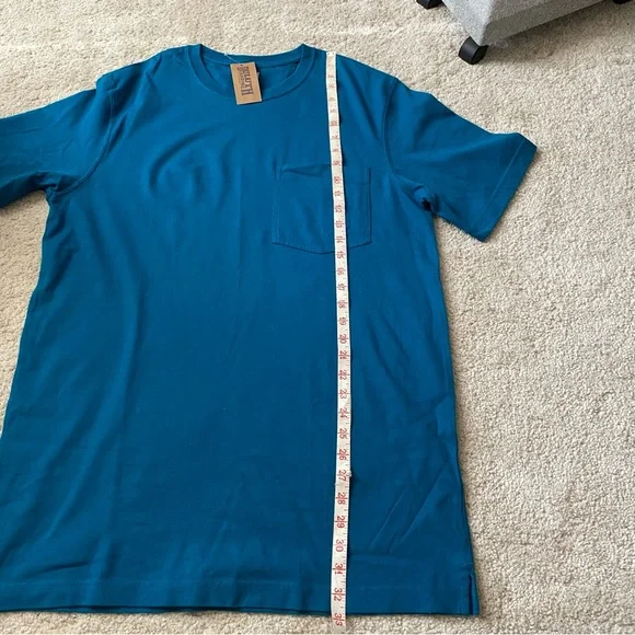 DULUTH Trading two Men’s Longtail Trim Fit T-shirts, size large - one is NWT! - Picture 4 of 6